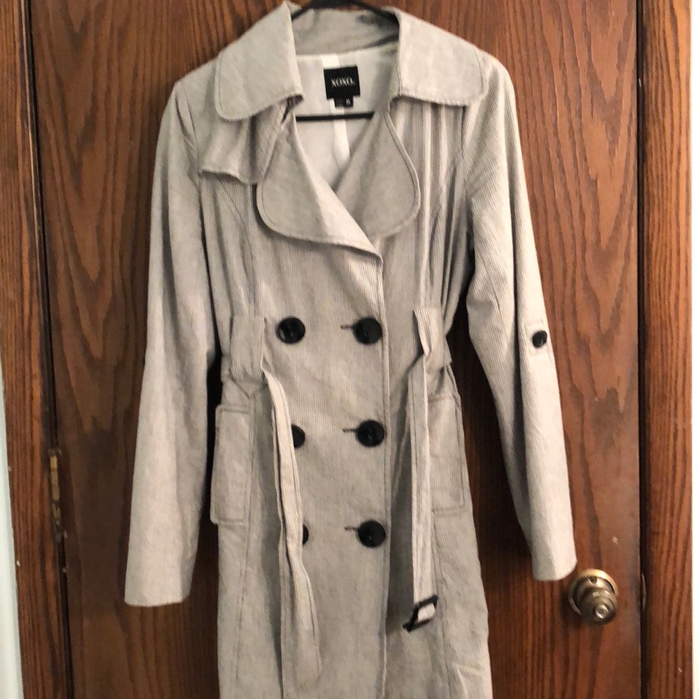 Lightweight coat
